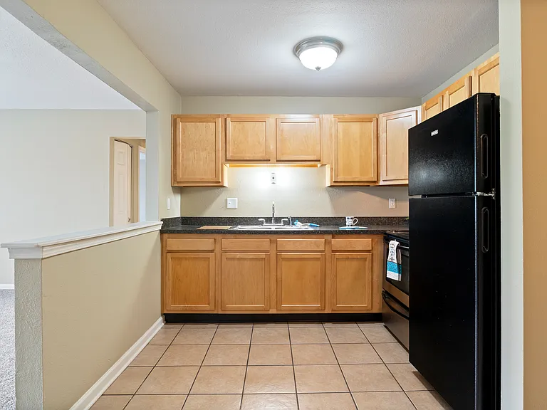 Miracle Manor Apartments — Photo 26