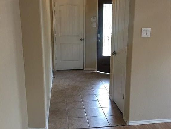 5th image of 12256 Walden Wood Dr