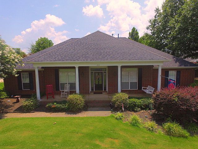 1st image of 234 Blair Dr