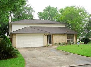 3602 Village Grove Dr, Humble, TX 77396