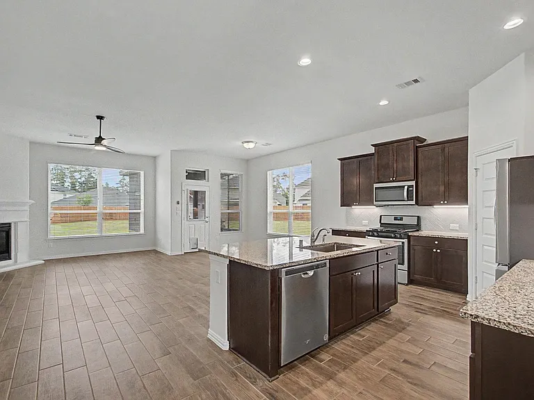 15404 Bicknells Thrush Ct — Photo 5