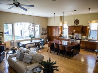 5471 Southside Rd, Hollister, CA 95023