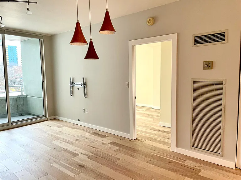 2600 2nd Ave #601 — Photo 5