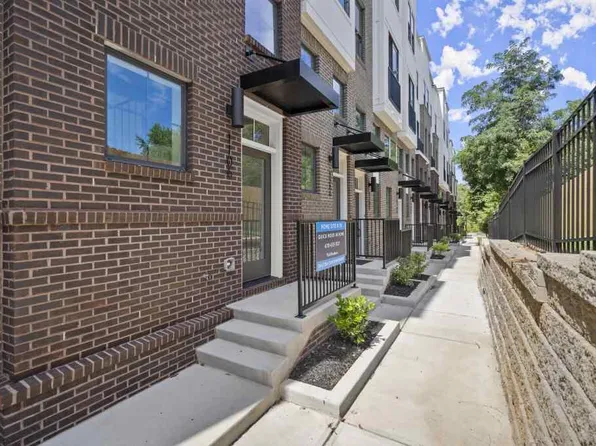 230 New St #1106, Decatur, GA 30030