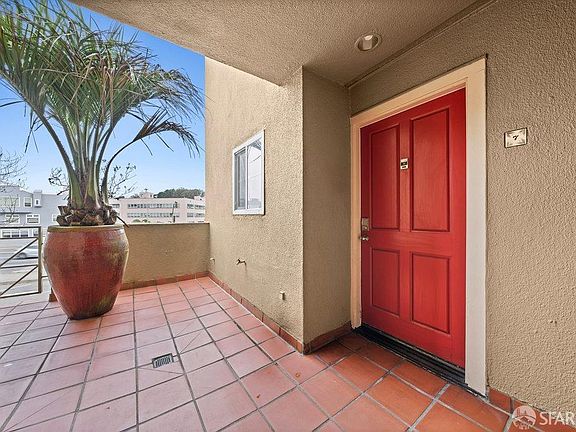 4th image of 15 Teresita Blvd APT 7