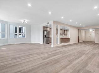 1277 S Beverly Glen Blvd APT 303, Los Angeles, CA 90024