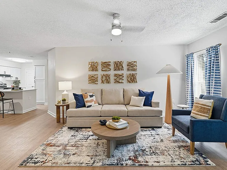 Chroma Park Apartments — Photo 5
