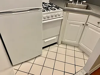 Rented by SP Brokerage Inc