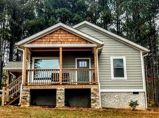 386 Sunset Dr, Mill Spring, NC 28756