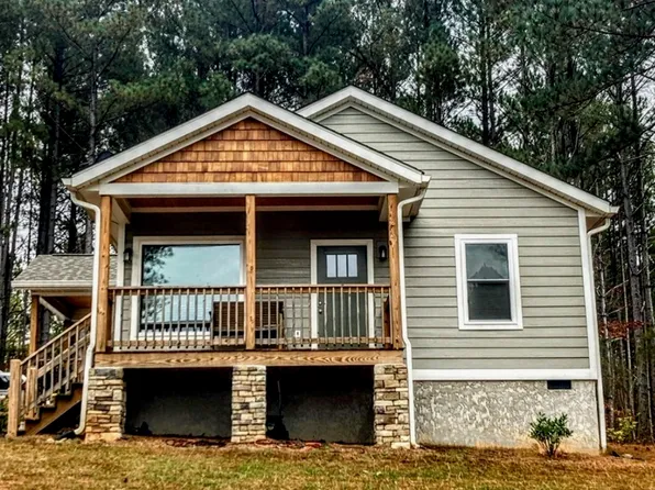 386 Sunset Dr, Mill Spring, NC 28756