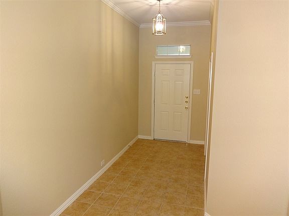 2nd image of 2101 Highland Dr