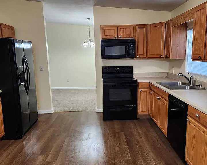 6017 Button Willow Ln — Photo 7