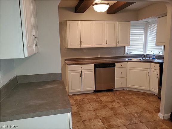4th image of 6244 Dunham Rd