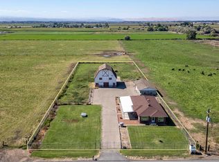 3050 Midvale Rd, Mabton, WA 98935