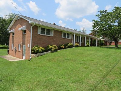 209 Huffmond St, Gretna, VA, 24557