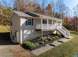 140 Meadow Dr, Stanardsville, VA 22973