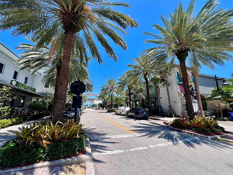 133 N Pompano Beach Blvd #1506 — Photo 19
