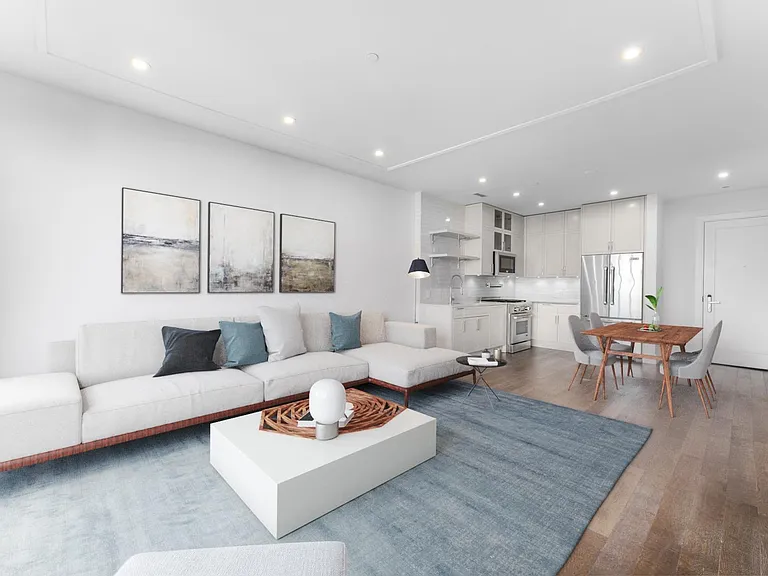 372 9th Luxury Rentals — Photo 6