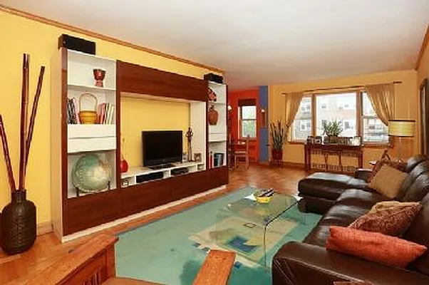 Sold by Trebach Realty | media 8