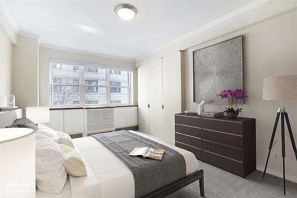 Rented by Sotheby's International Realty | media 32