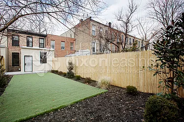 Rented by Dixon Advisory USA Inc.