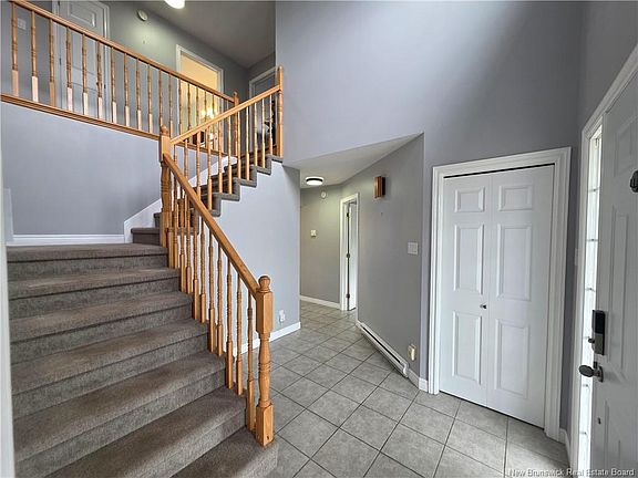 2nd image of 45 Ripley St