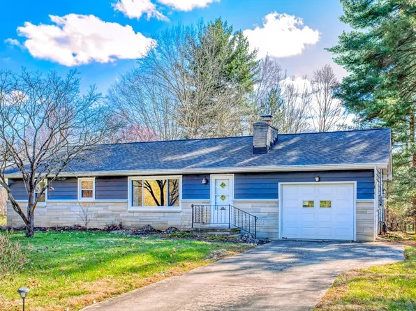 1500 E Fairwood Dr, Bloomington, IN 47408