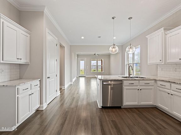2nd image of 100 Ancona Ln