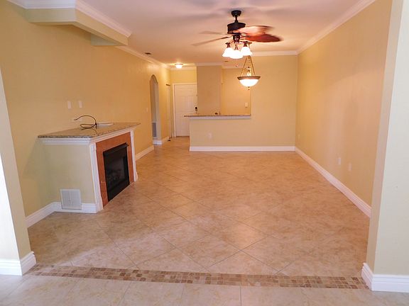 3rd image of 2713 Via Murano Unit 224