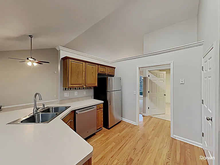 187 Alexis Dr — Photo 4