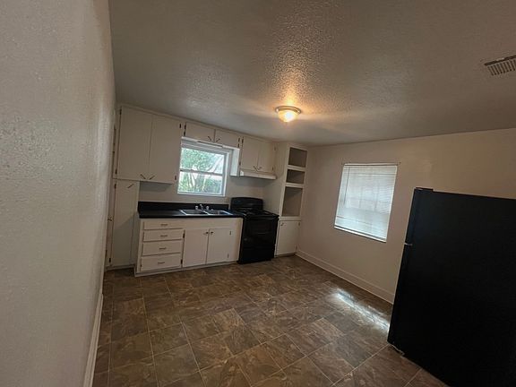 5th image of 408 W Ward Ave #C