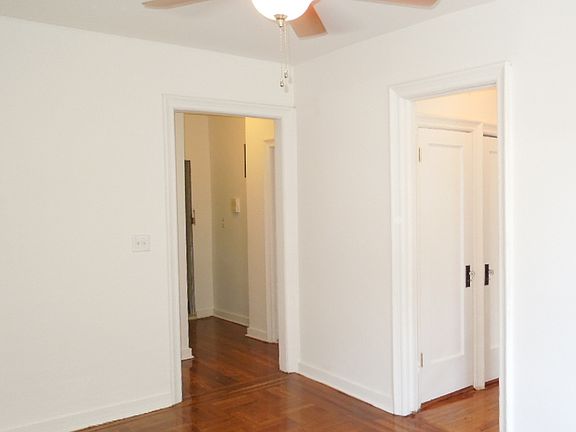 2nd image of 400 Lincoln Pl APT 2H