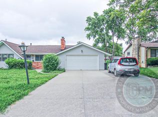 4720 Grover St, Omaha, NE 68106