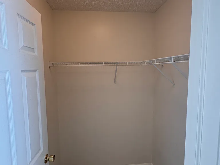 8175 Grant Park Ave — Photo 42