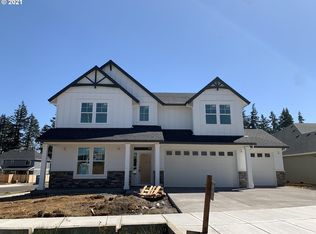 19716 Orchard Grove Dr, Oregon City, OR