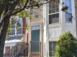 26 Cypress St, Jersey City, NJ 07305