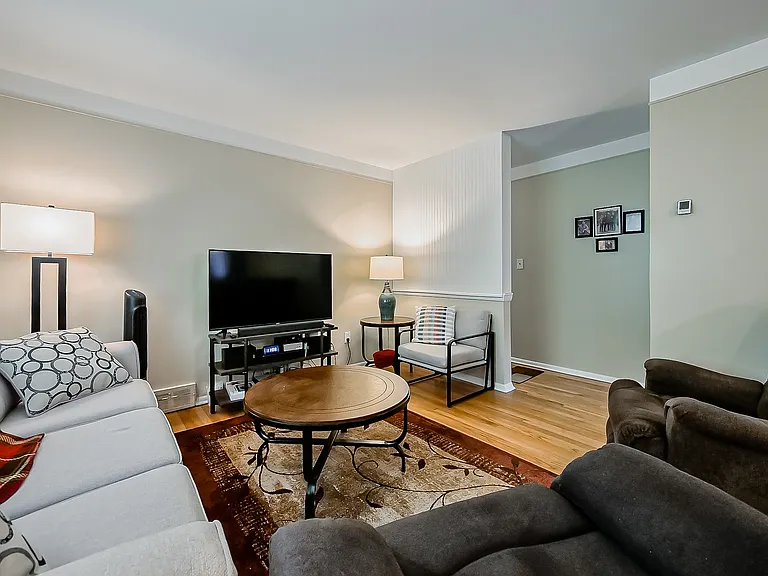 29221 Mark Ave — Photo 10
