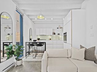 219 Georgia St E #303, Vancouver, BC