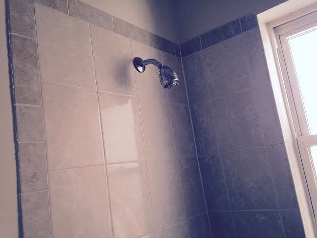 2nd image of 6942 S Oglesby Ave #2