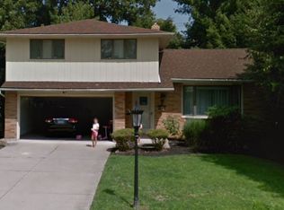 23743 Greenlawn Ave, Beachwood, OH
