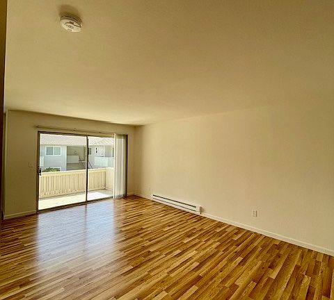 5th image of 1228 W McKinley Ave APT 16
