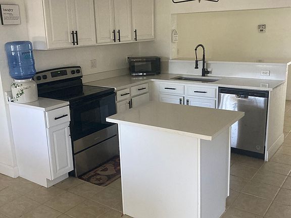 2nd image of 281 Treasure Rd