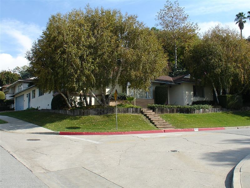 822 Sylvanoak