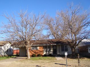 1430 Oak St, Colorado City, TX 79512