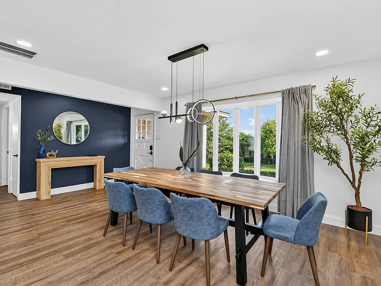 7651 La Bolsa Dr — Photo 3