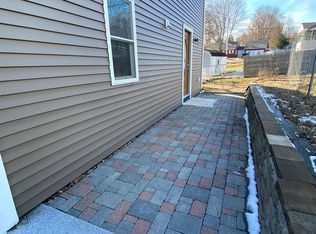 349 Main St, Somersworth, NH 03878