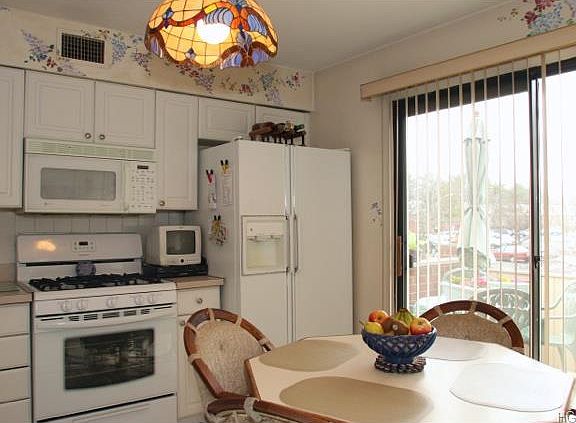 4th image of 49 Heritage Dr Unit 49A