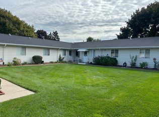 5687 Leisure South Dr SE, Kentwood, MI 49548