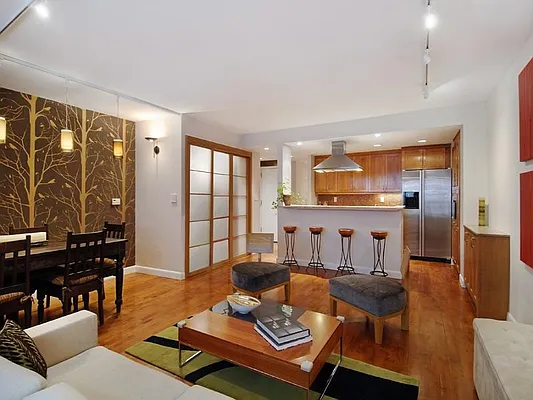 Sold by Sotheby's International Realty | media 25