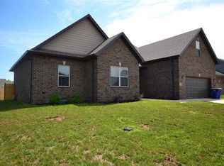 1166 Aristides Dr, Bowling Green, KY 42104